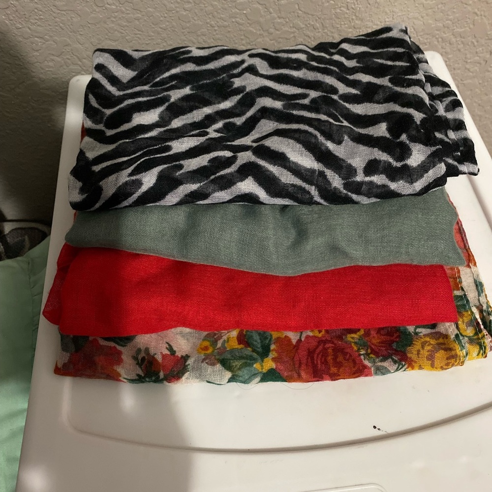 Infinity scarf